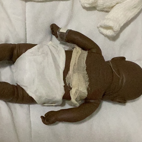 Vintage doll 13 inches with hand made clothes. - Picture 4 of 6